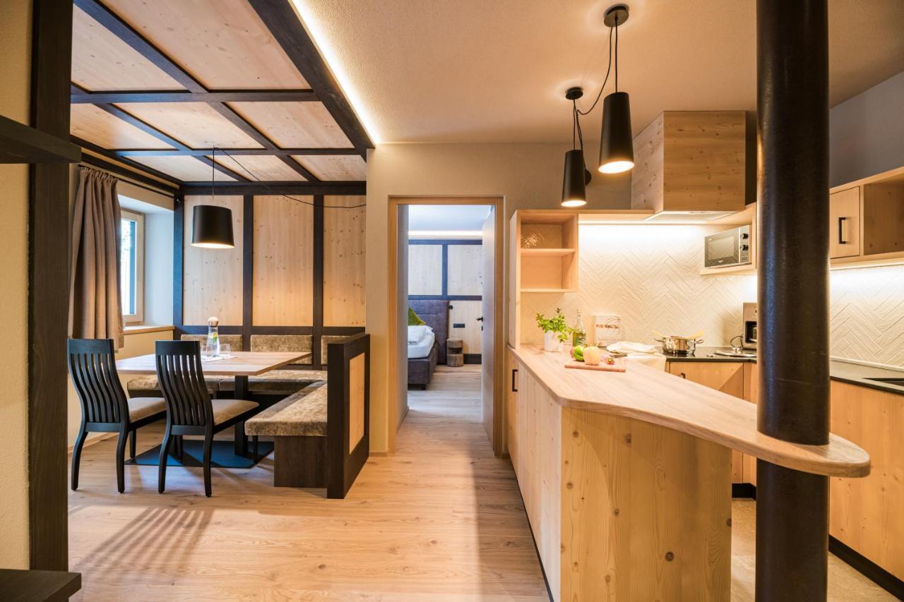 Myloisl Apartments ลูตาโก ภายนอก รูปภาพ